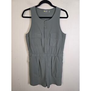 Zelle Women's Sage Green Moisture Wicking Athletic Romper Size Medium NWOT